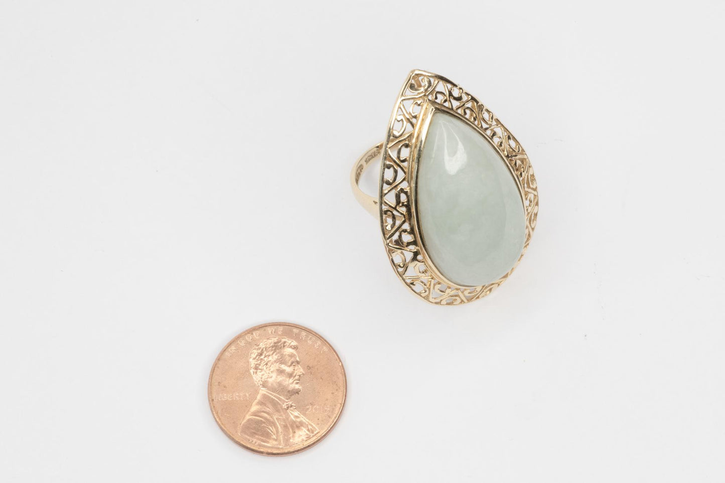 14K Yellow Gold Pear-Shaped Jadeite Ring