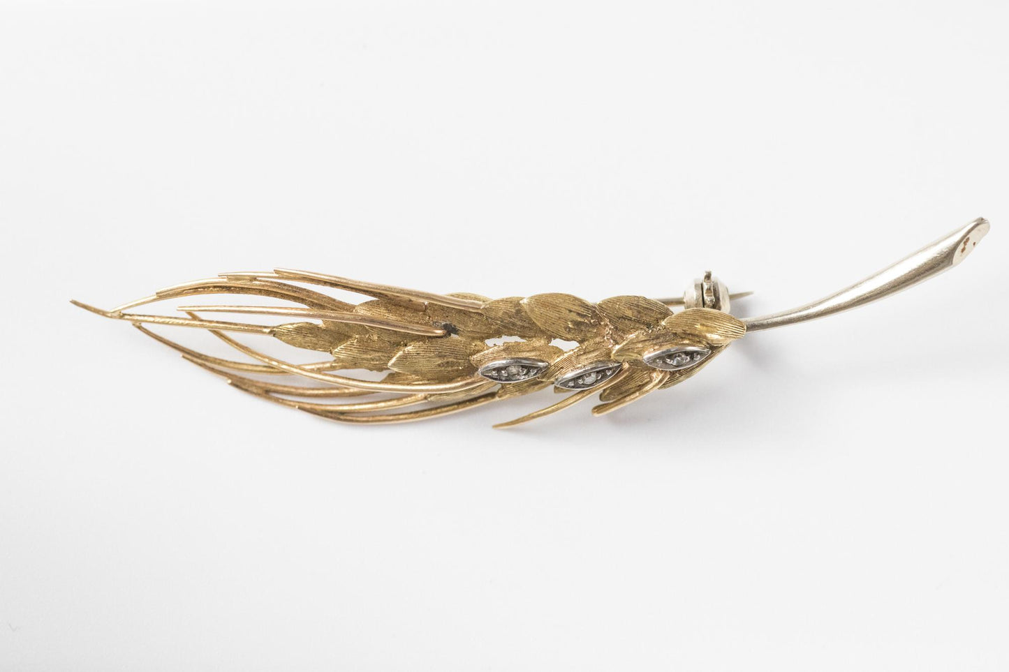 18K Yellow Gold and Diamond Wheat Sheaf Brooch