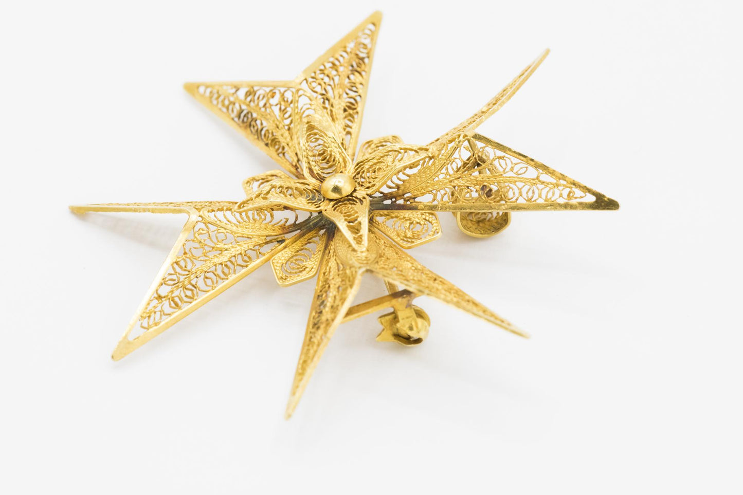 18K Yellow Gold Vintage Filigree Lace Maltese Cross Pendant/Brooch