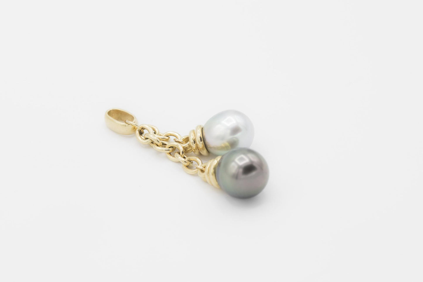 18K Yellow Gold Dual Gray Tahitian Pearl Chain Pendant