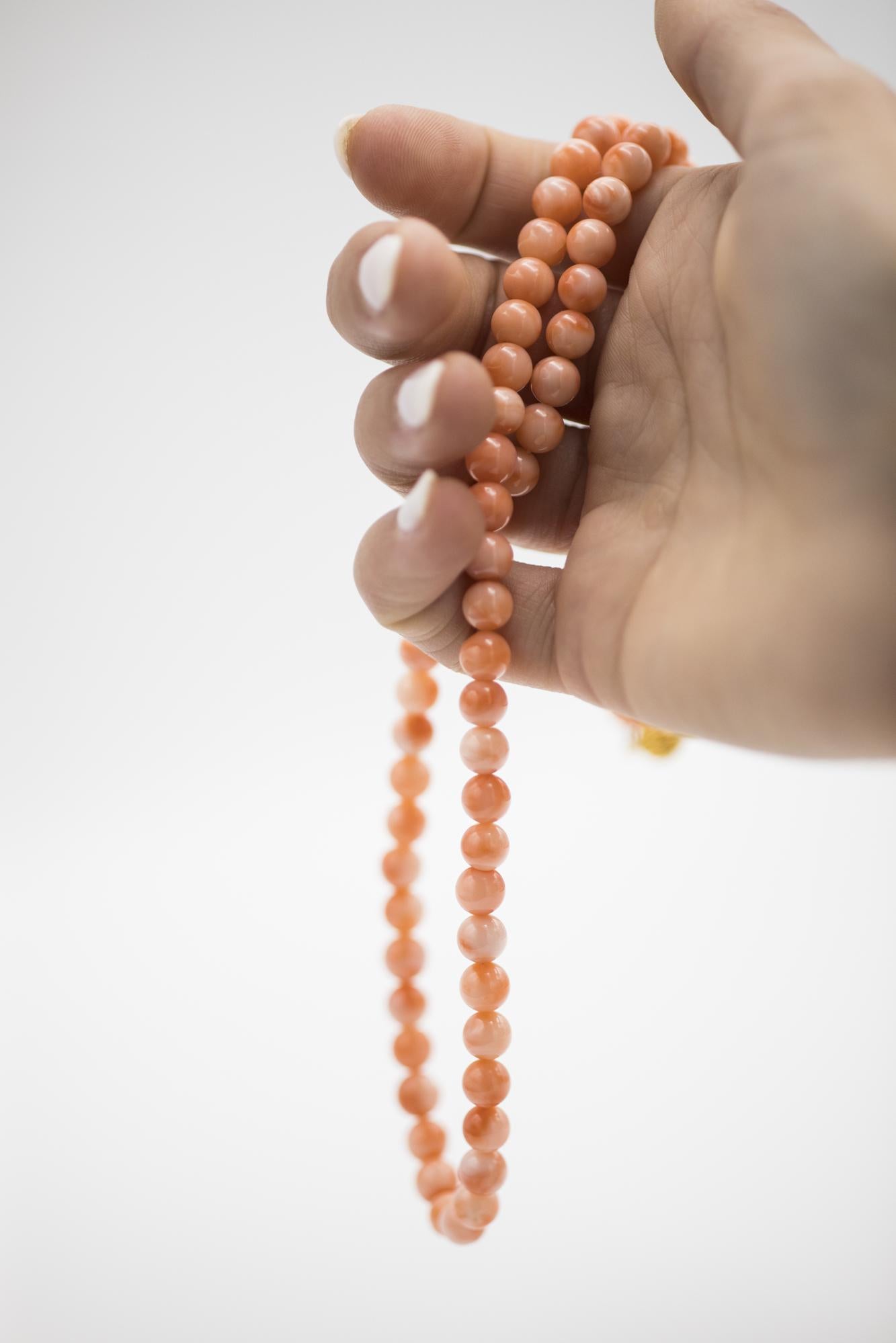 Lovely 22" Coral Beaded Necklace with 14K Clasp