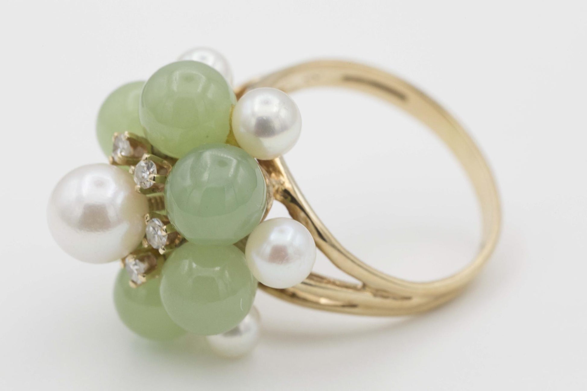 14K Yellow Gold Pearl-Nephrite Jade-Diamond Ring