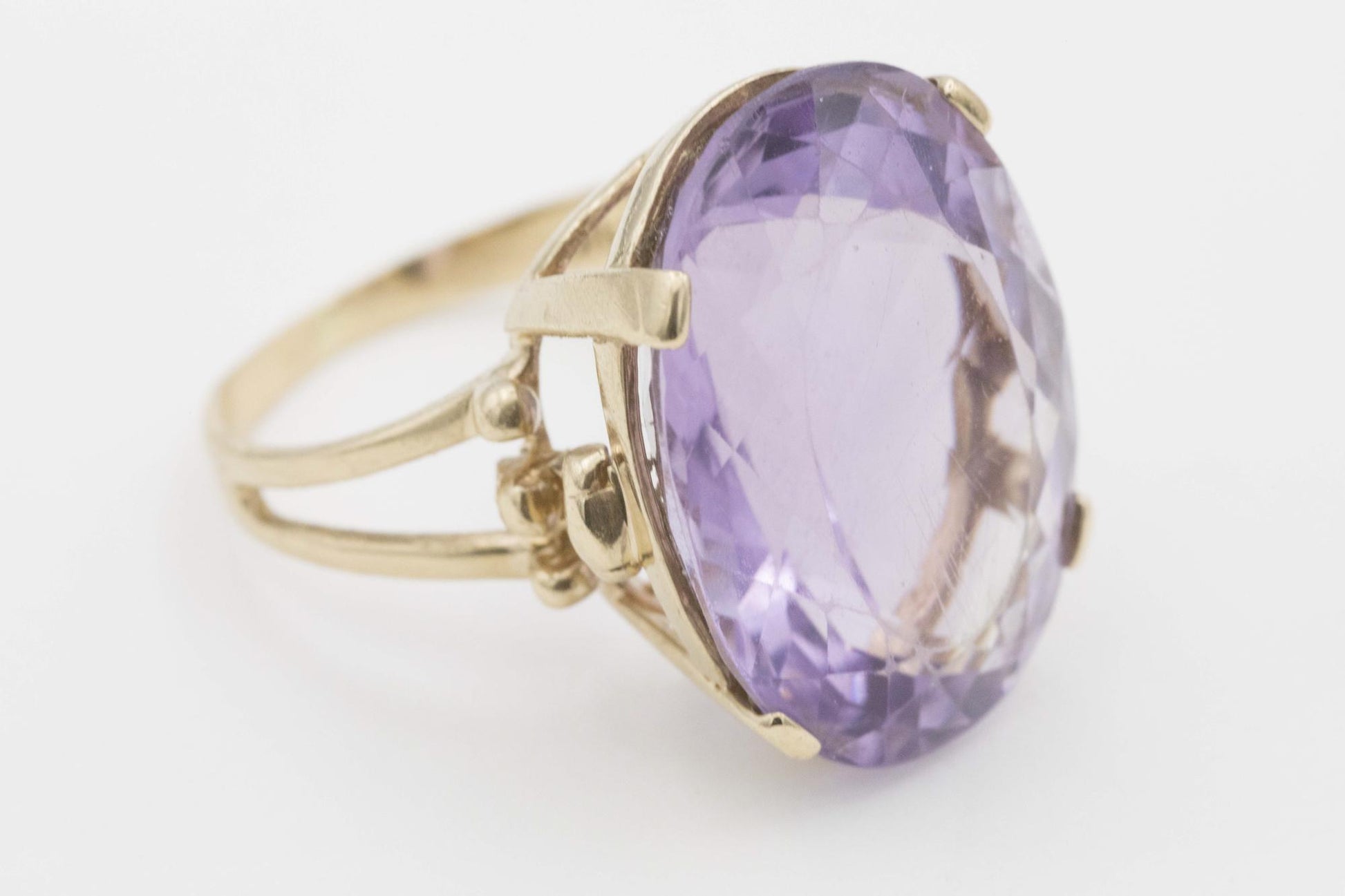 14K Yellow Gold Oval Amethyst Statement Ring