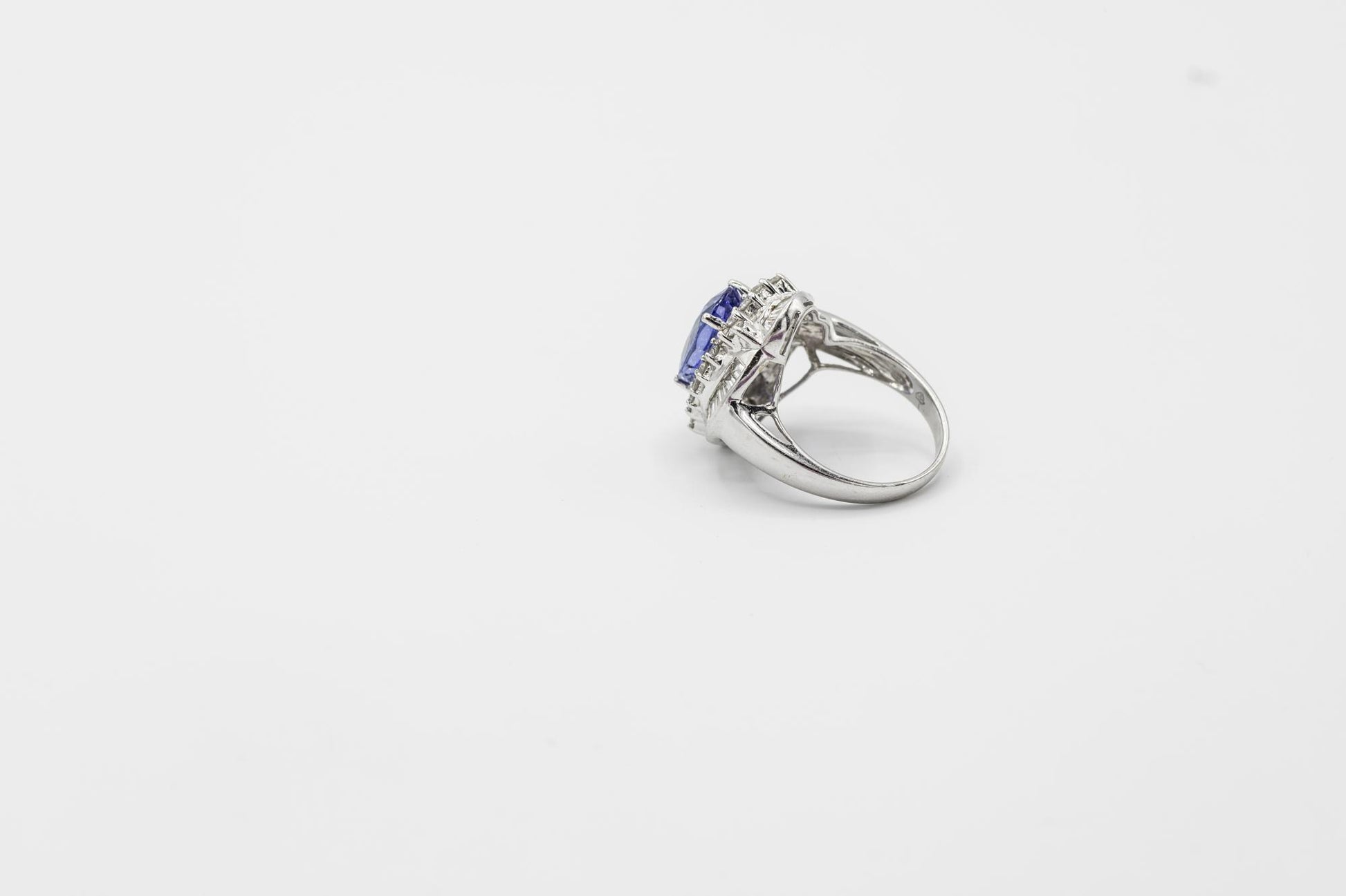 Tanzanite Diamond Cocktail Ring in 18K WG