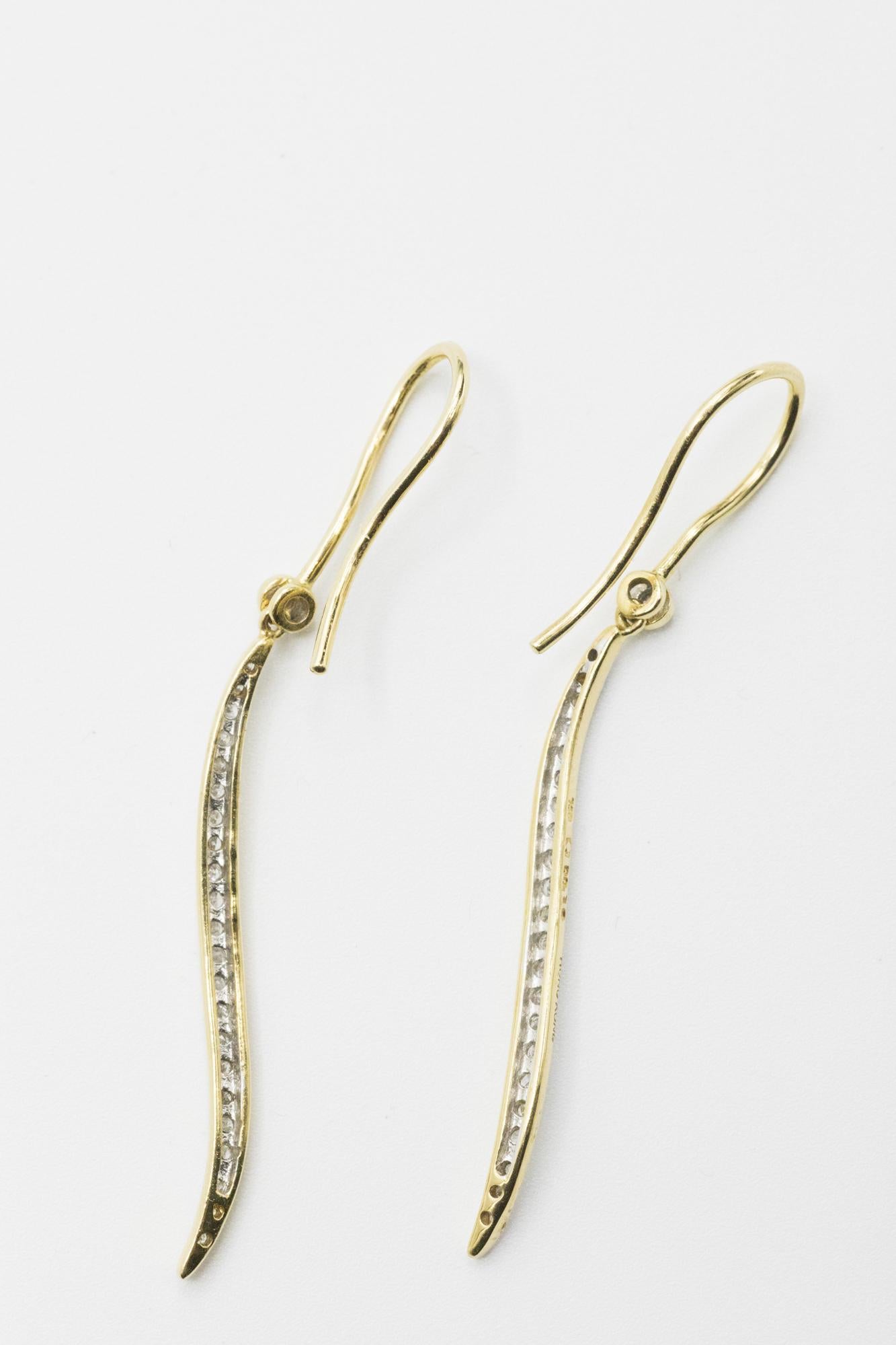 Modern 18K Yellow Gold Diamond Drop Earrings