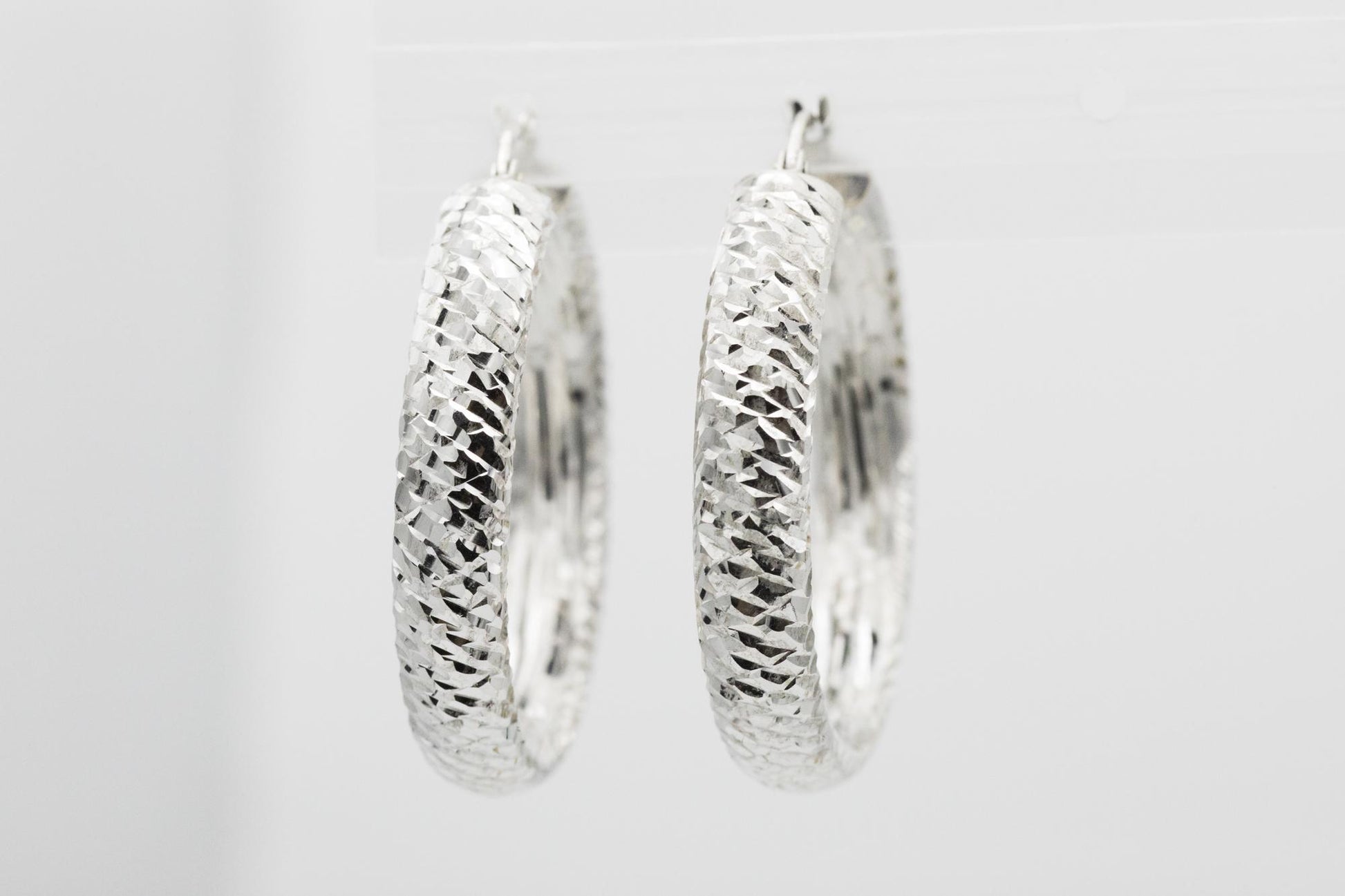 18K White Gold 1.33 Inch Hoop Earrings